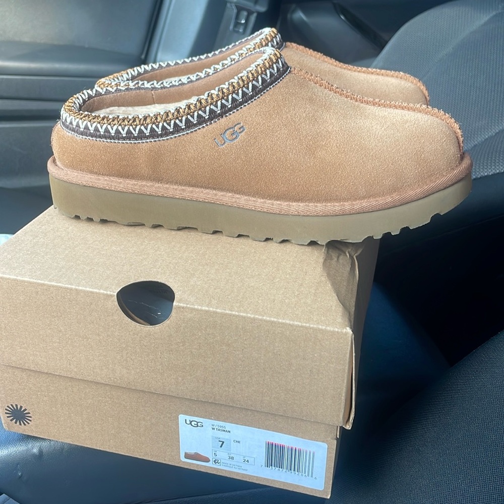 NEW ugg tasman